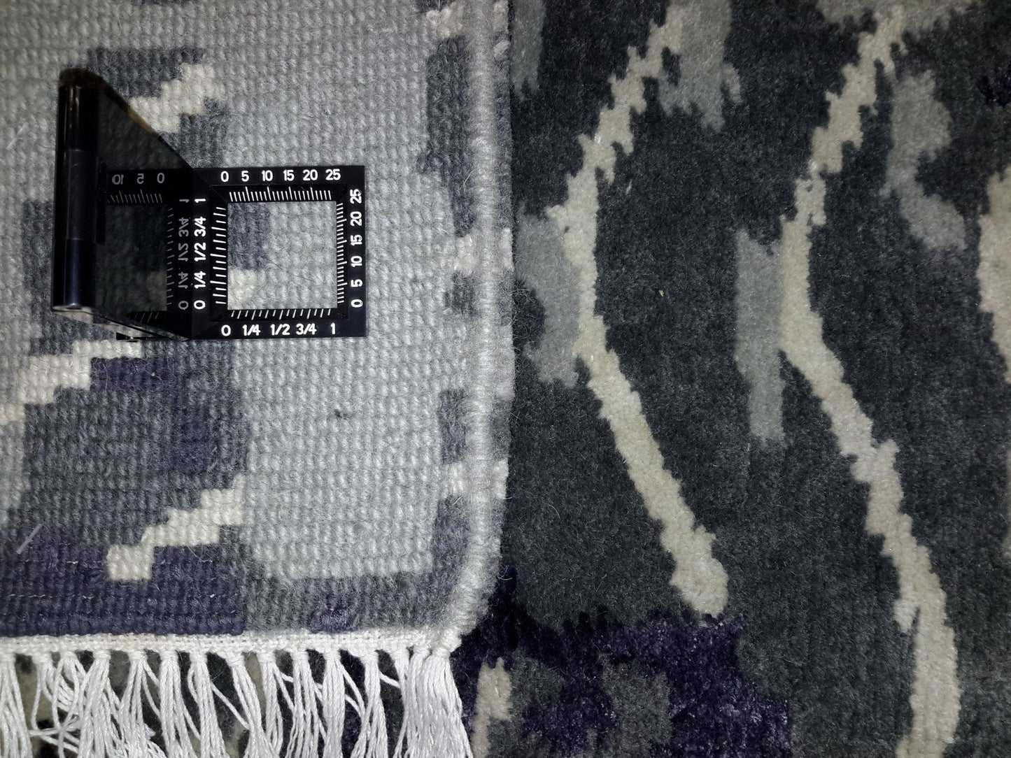 Canvello Hand Made Modern All Over Indo Rug - 6'8'' X 9'8''