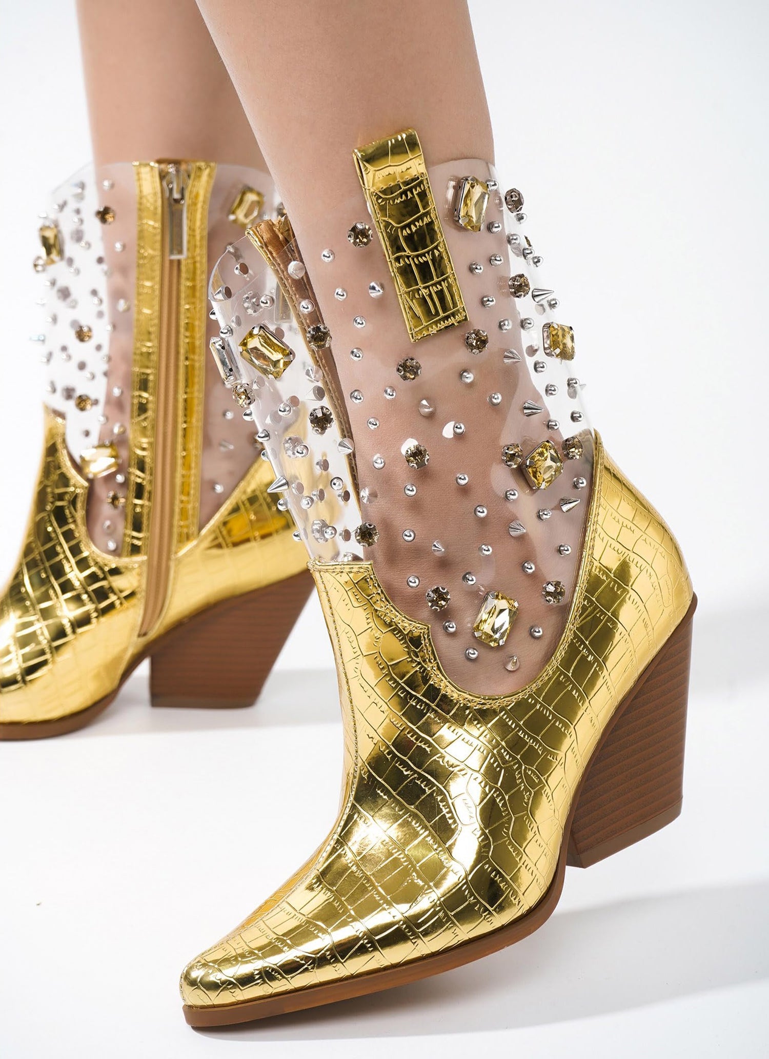 CHRIENA Gold Cape Robbin-2