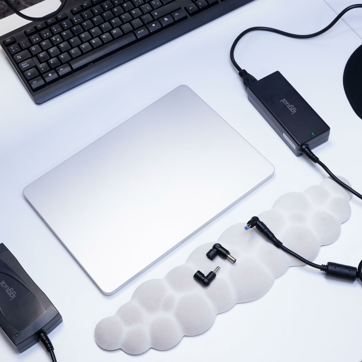 Laptop Charger iggual IGG319895-6