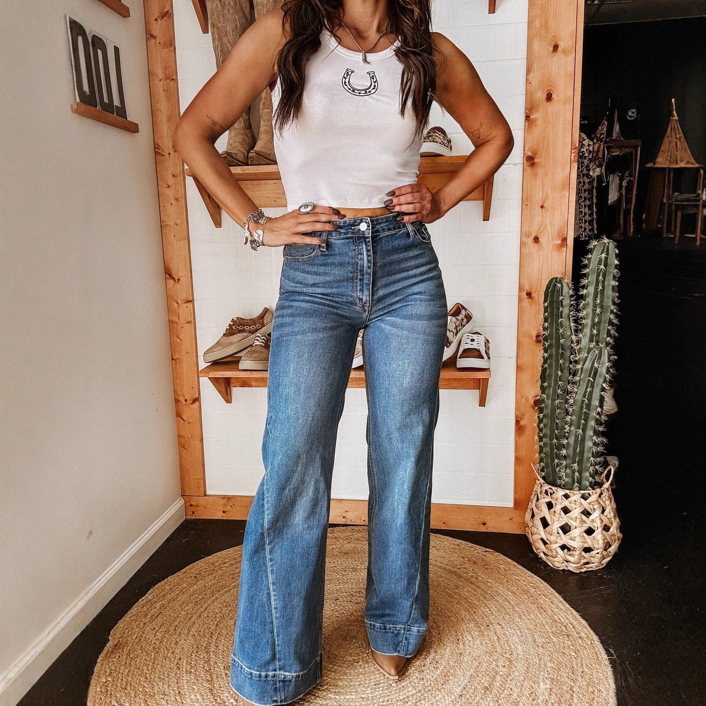 Women's Street Trendy Washed Stretch Straight-leg Jeans