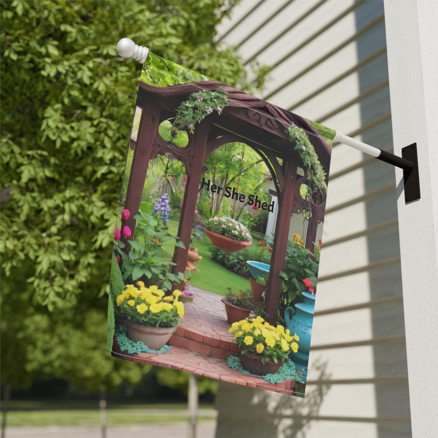 Garden & House Banner - Vibrant Outdoor Decor for Garden Lovers, Home Entrance Decoration, Seasonal Welcoming Sign.