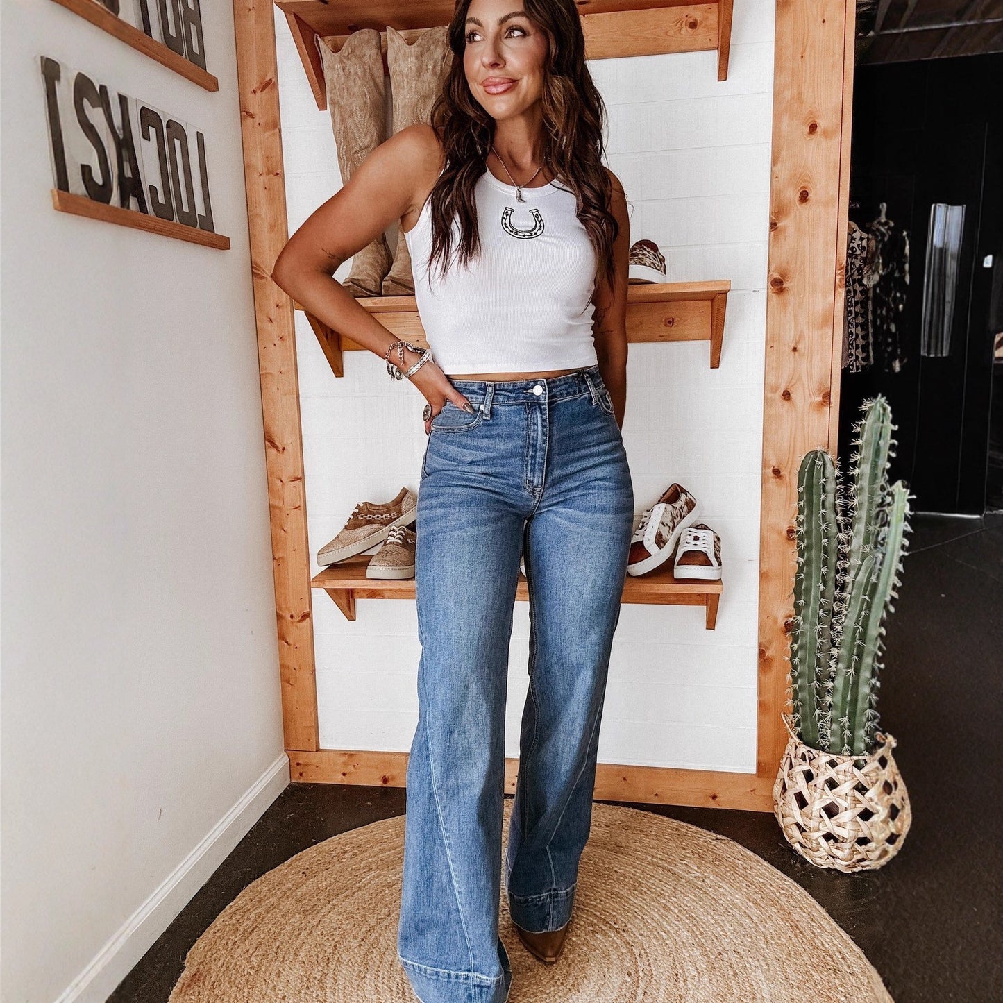 Women's Street Trendy Washed Stretch Straight-leg Jeans