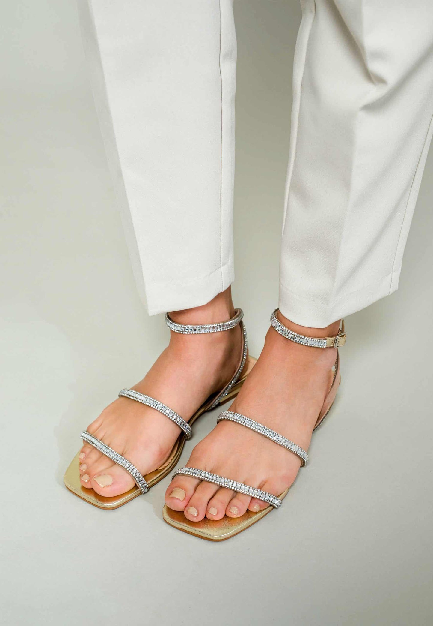 Silver Leather Flat Sandals – Handcrafted with Crystal Straps