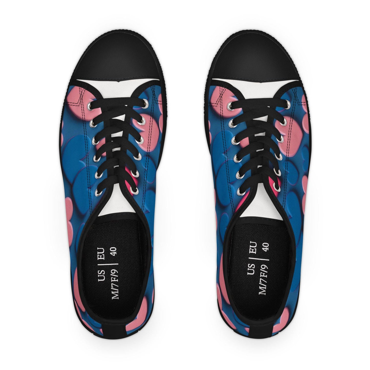 Very nice heartpattern shoes