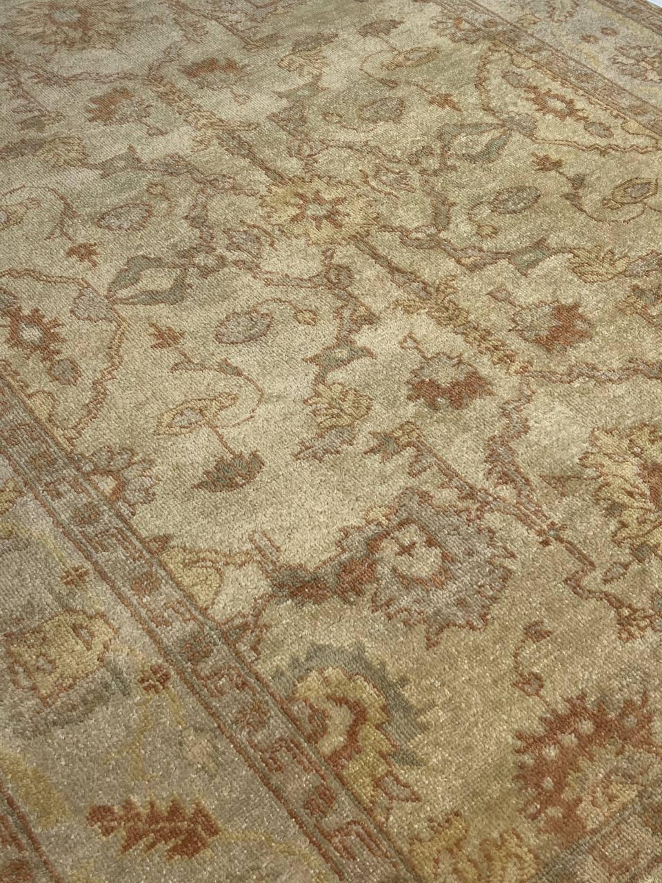 Canvello Fine Hand Knotted Oushak Design Rug - 6' x 9'