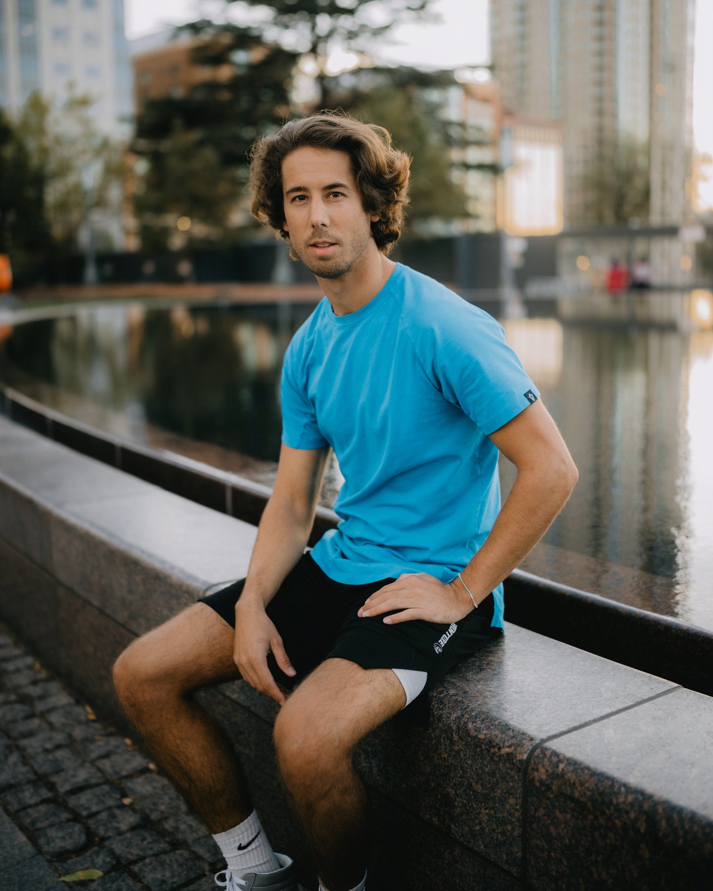 Men's Fitted Short Sleeve Performance T-Shirt